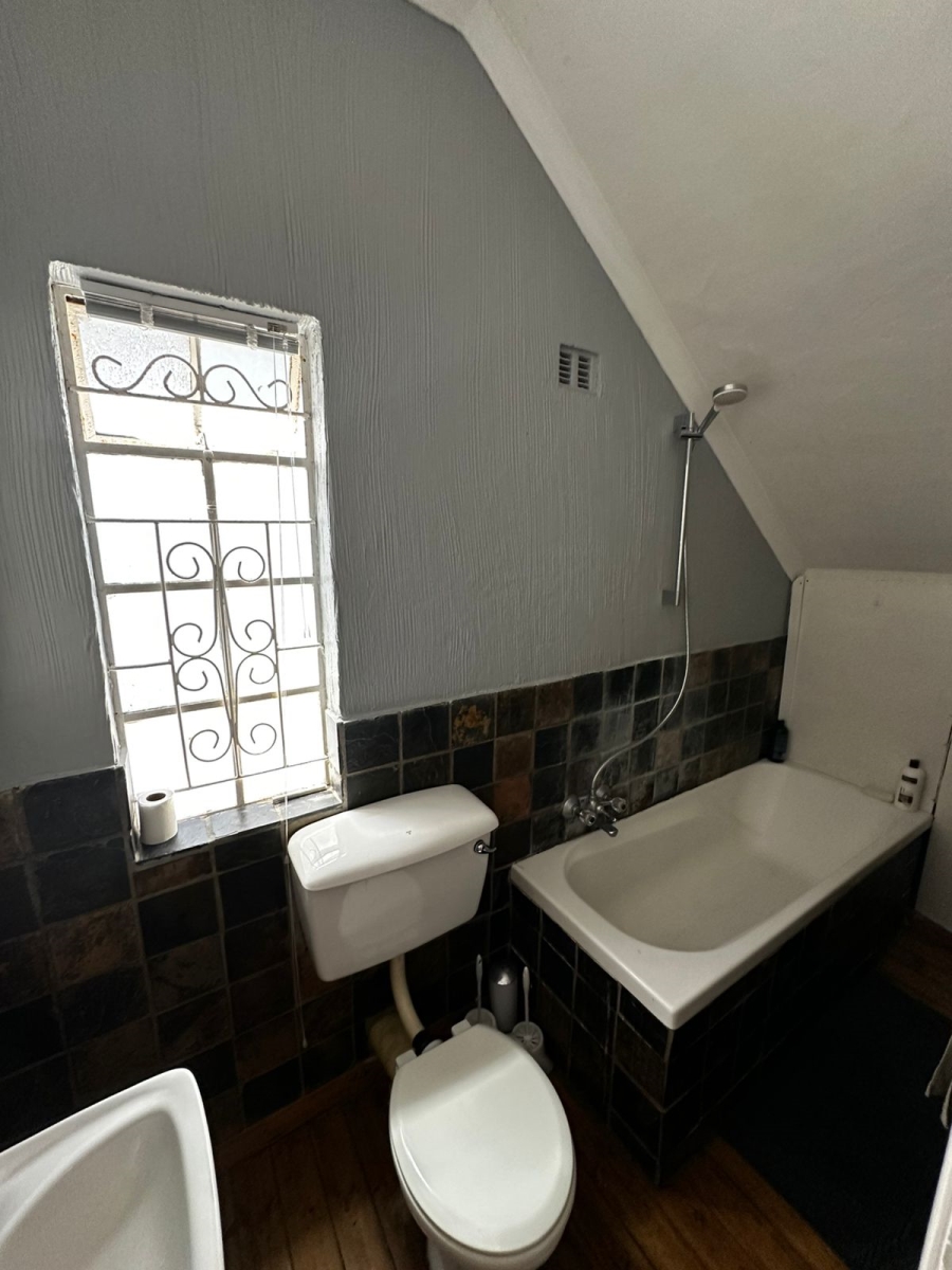 2 Bedroom Property for Sale in Sea Point Western Cape